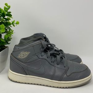 Air Jordan 1 Mid Cool Grey Lace Up Sneakers Youth Size 5.5 Retro Athletic Shoes